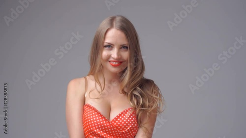 Wallpaper Mural blond woman looking at camera Torontodigital.ca