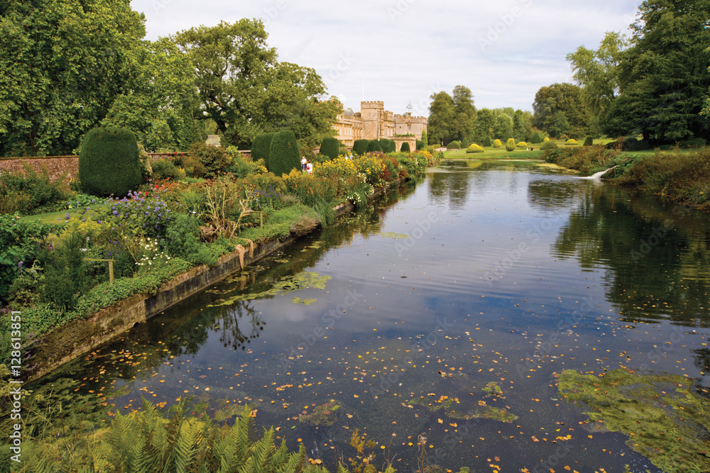 estate and grounds of stately home uk