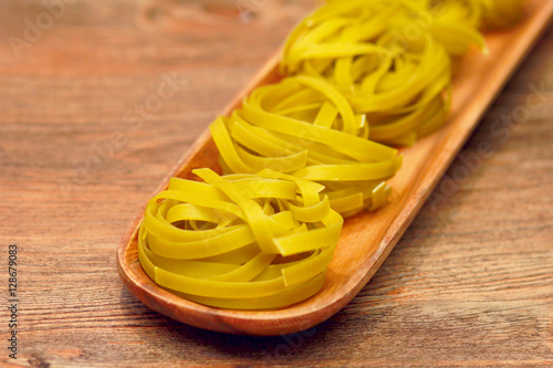 tagliatelle pasta with spinach