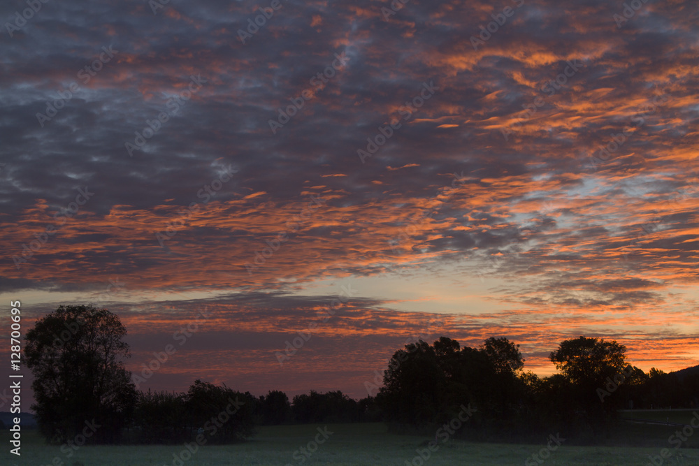Fototapeta premium Morgen im Loisachtal
