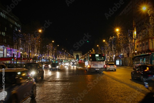 Illumination aux Champs Elysées, Paris, France