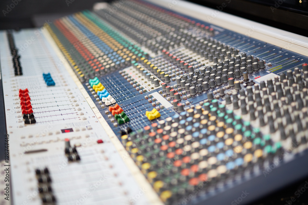 Working soundboard Working soundboard