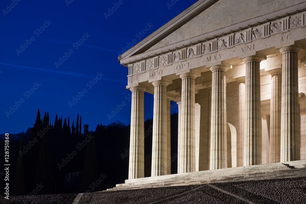Obraz premium Christian temple by Antonio Canova. Roman and Greek religious architecture, building as pantheon and parthenon. Church situated in Possagno, Italy.