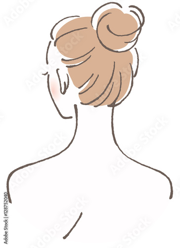 女性　後ろ姿　お団子ヘア