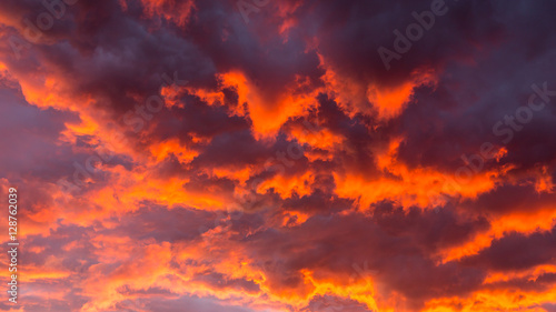 Fototapeta Naklejka Na Ścianę i Meble -  Clouds at sunset