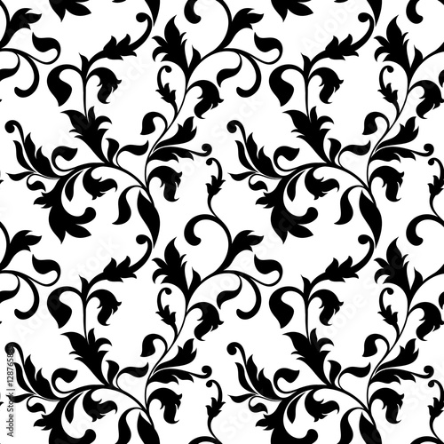 Classic seamless pattern with tracery on a white background. Vintage style