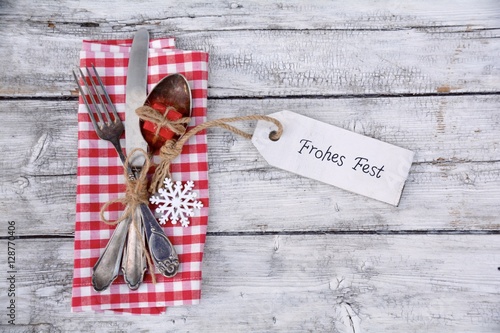 Rustikale Tischdekoration a...