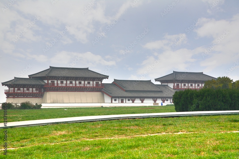 Obraz premium The Han Yang Ling Mausoleum is the burial place of Emperor Jing, the fourth emperor of the Western Han Dynasty Located in Xian, China