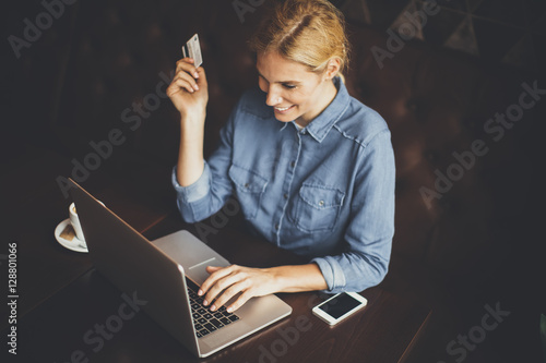 Young woman performs online...