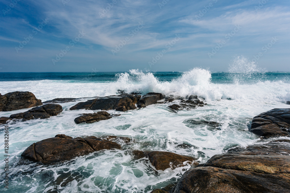 Fototapeta premium Rolling waves crashing Margaret beach, Western Australia