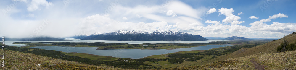 Parco Nazionale dei ghiacciai, 24/11/2010: vista sul Ghiacciaio Perito Moreno, il Lago Roca e il Lago Argentino dal sentiero che porta in cima al Cerro Cristal