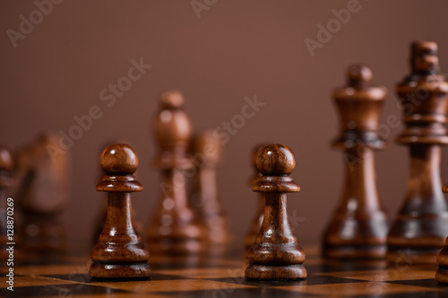 wood chess pieces