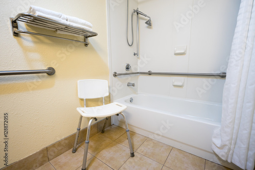 Handicap Hotel Bathroom