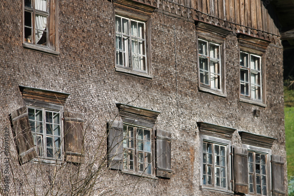 Fototapeta premium farmhouse windows