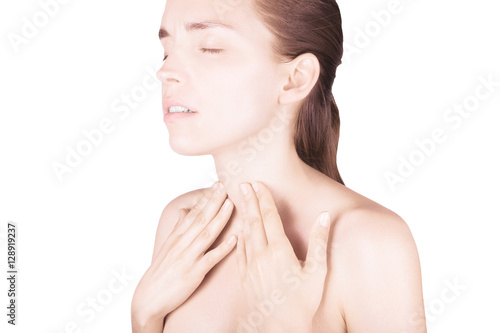 Donna con mal di gola e dolori al collo photo