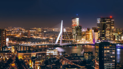 Fototapete Rotterdam Rotterdam bei Nacht in Holland  © Gian78
