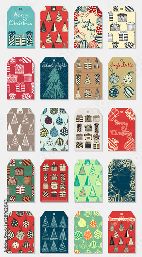 Set of 20 christmas tags