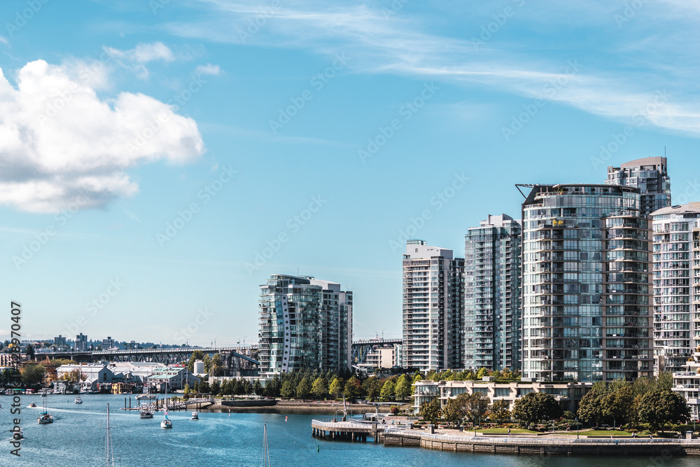 Obraz premium False Creek and Downtown Vancouver in Vancouver, Canada