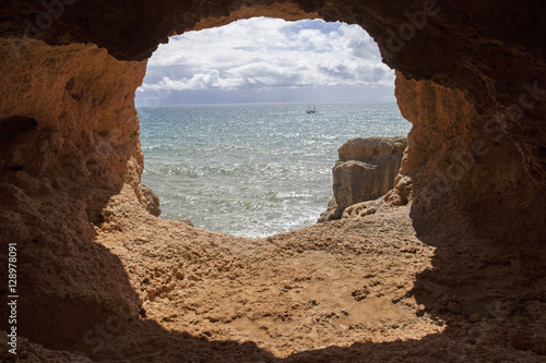ocean cave © Rui Vale de Sousa