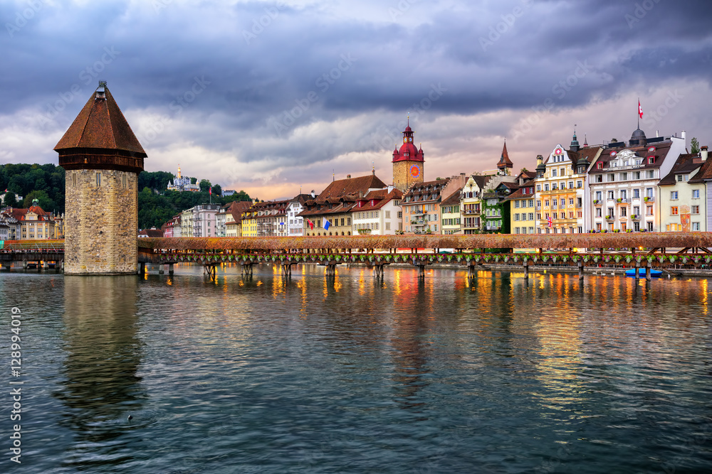 Fototapeta premium Lucerne old town on dramatic sunset, Switzerland