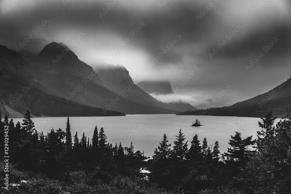 Fototapeta premium Black and white Wild Goose Island. Glacier National Park, Montana