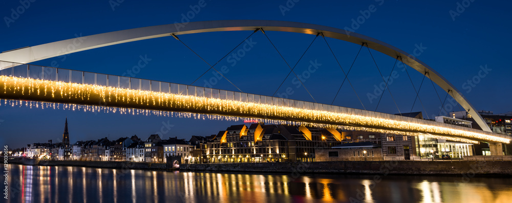 Fototapeta premium Panorama Hoog brug Maastricht