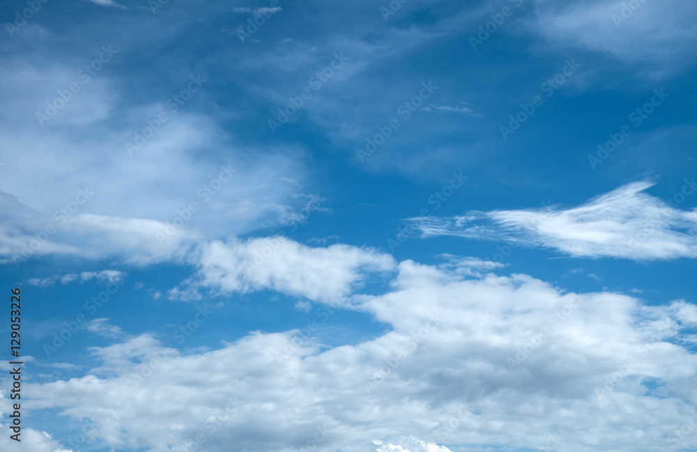 Naklejka premium Clouds