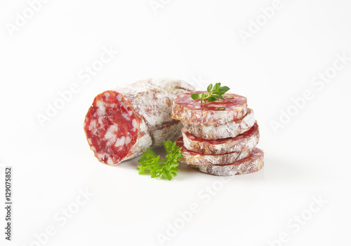 Dry cured sausage slices