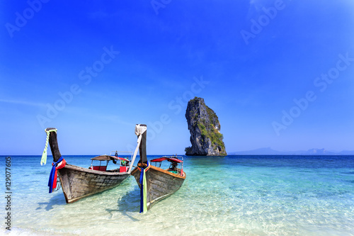 Tropical beach, Andaman Sea, Thailand © tridland