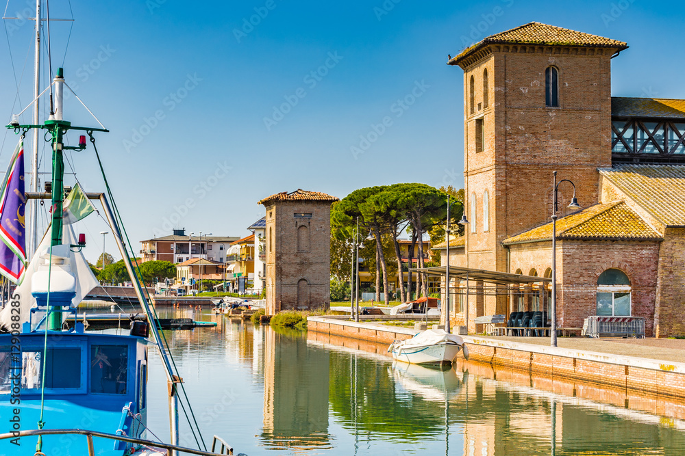 Naklejka premium salt storehouse