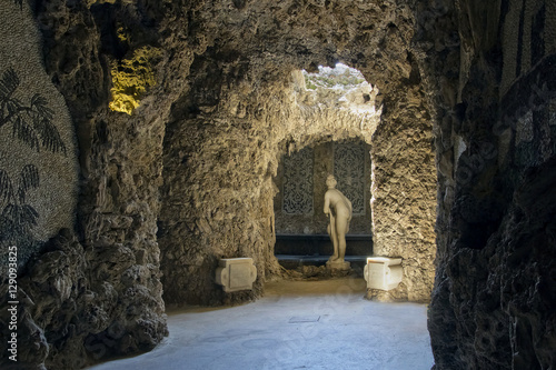 grotta con statua di donna in villa visconti borromeo arese litta a lainate provincia di milano lombardia italia europa lombardy italy europe photo