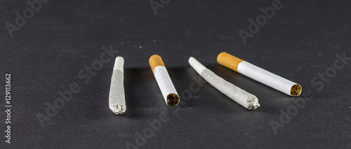 Foto Joint und Gras