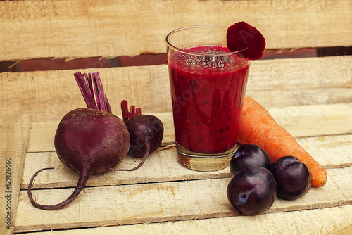 Antioxidant smoothie with vegetables and fruits photo