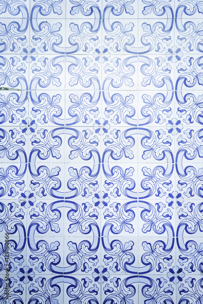 Tiles with details