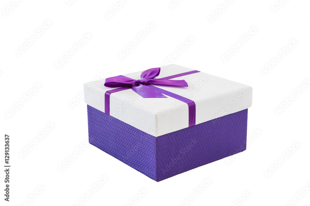 Obraz premium A gift box isolated on white background. 
