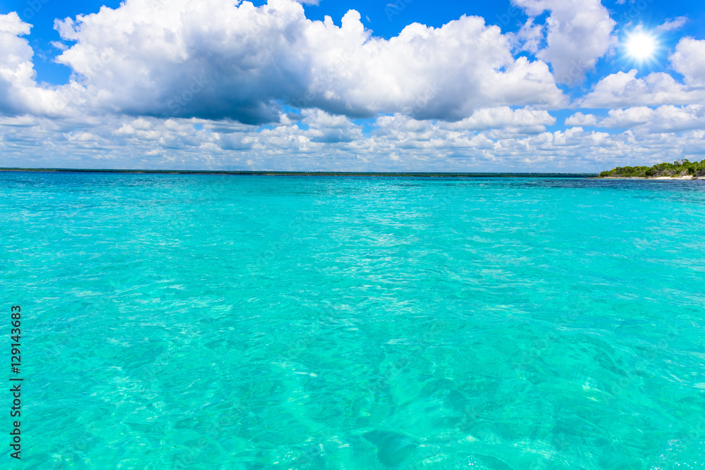 Fototapeta premium waves on the sea