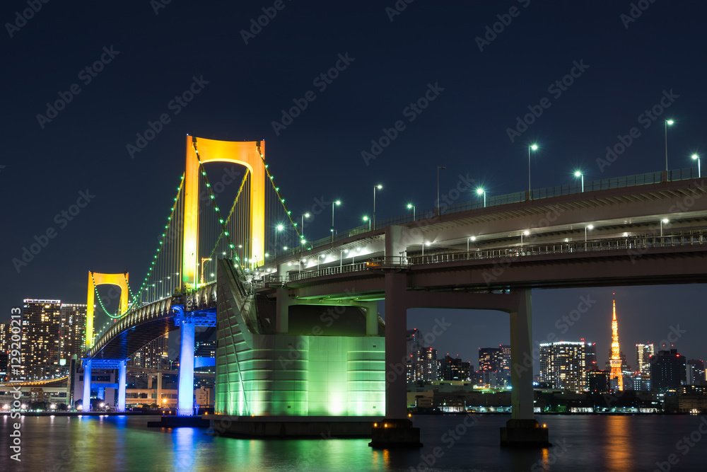 Obraz premium Nightview of Rainbow Bridge (レインボーブリッジ夜景)
