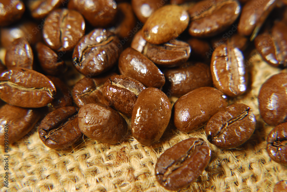 Obraz premium whole coffee beans 