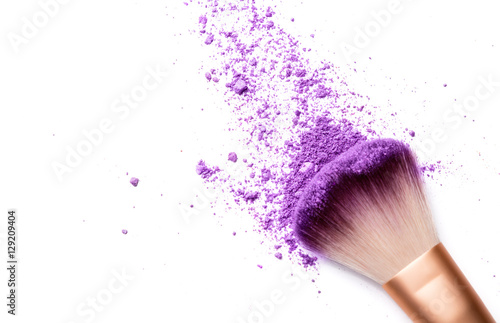 shadows and makeup brush isolated