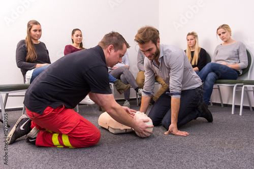 Photos Erste Hilfe - Reanimation - Wiederbelebung