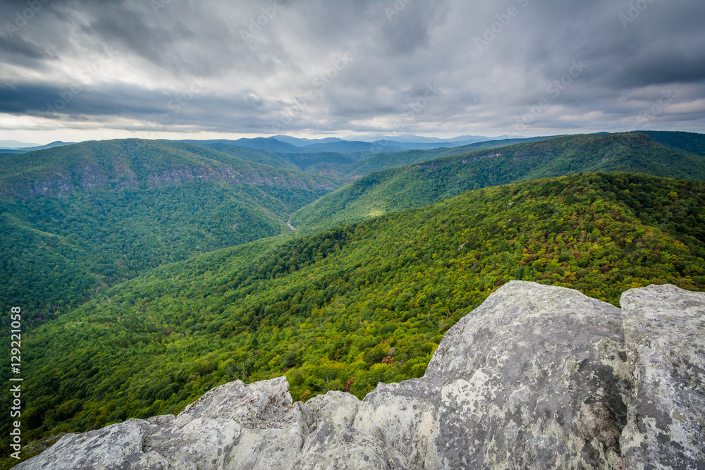 View of the Linville Gorge from Hawksbill Mountain, in Pisgah Na