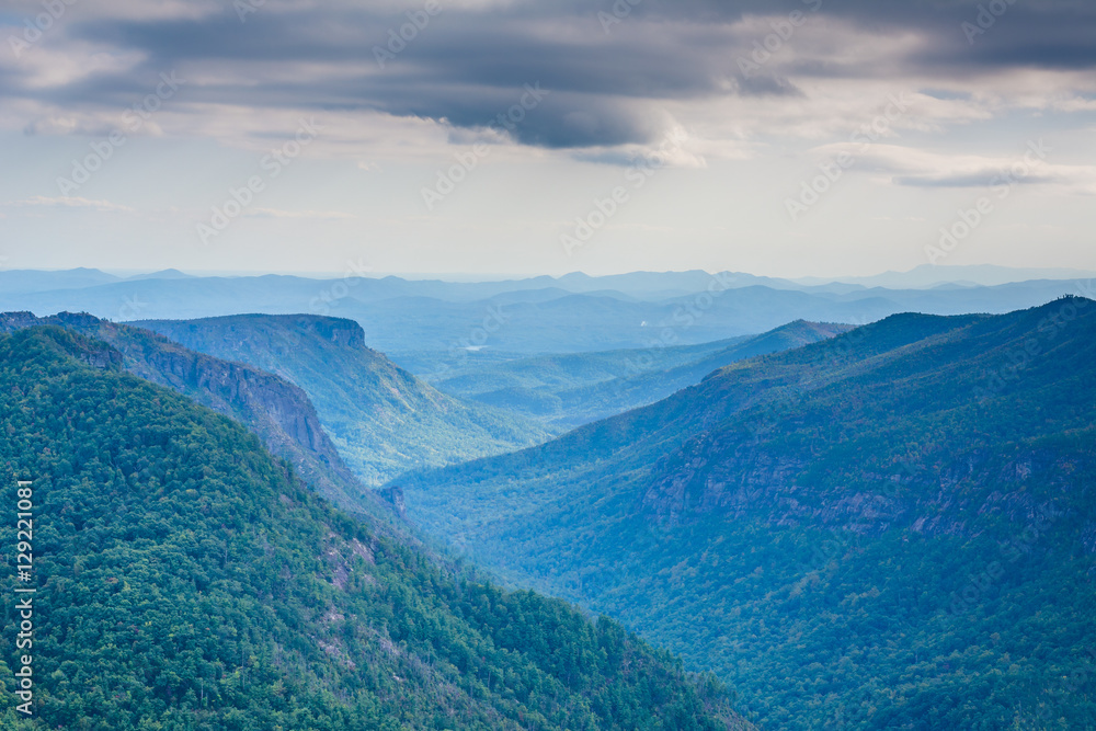 View of the Linville Gorge from Hawksbill Mountain, in Pisgah Na
