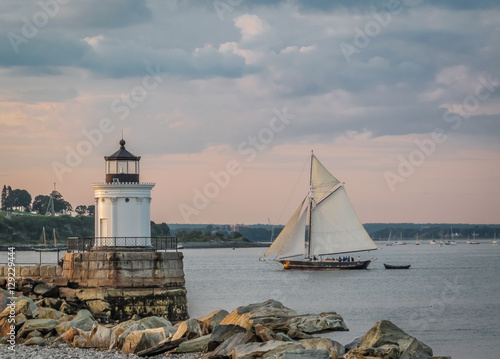 Wallpaper Mural Sailboat at Bug Light Torontodigital.ca