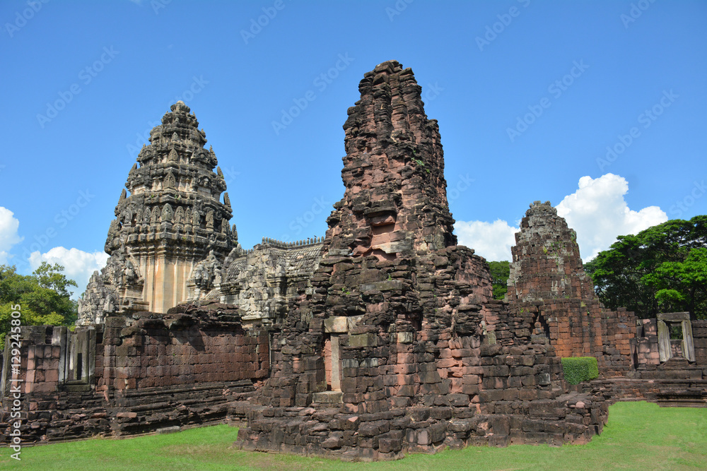 Phimai historical park protects one of the most important Khmer temples of Thailand. It is located in Nakhon Ratchasima province. The temple marks one end of the Ancient Khmer Highway from Angkor