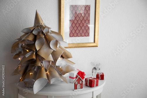 Handmade Christmas tree on ...