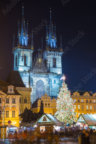 Photography Old Town Square with the Christmas tree in Prague at Christmas time