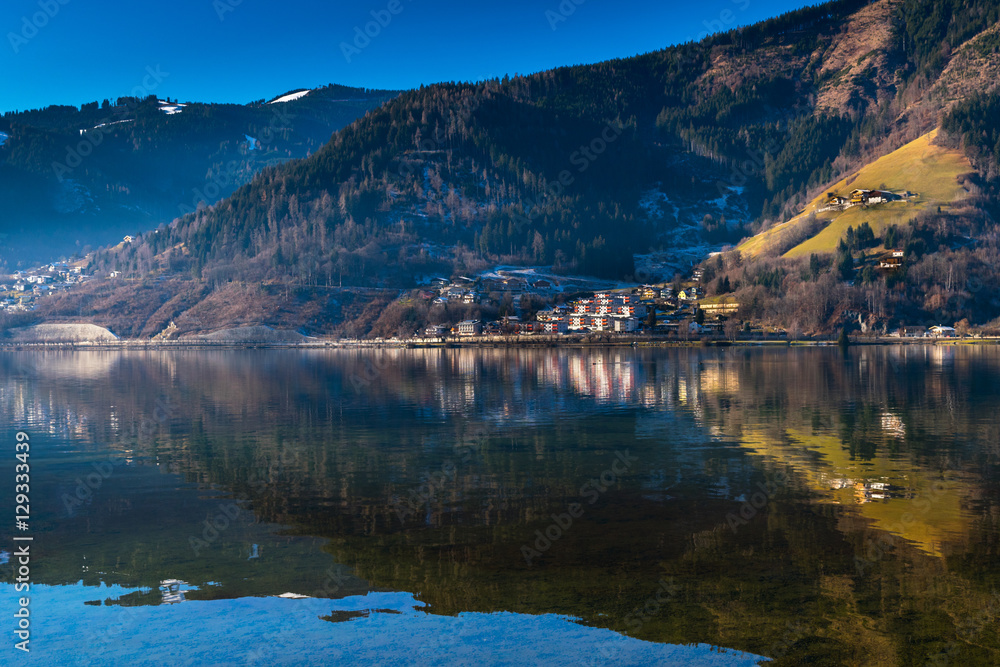 Water reflections and mountain peaks, Zell am See Lakekaprun, kitzsteinhorn, Austria, Europe, Bad Gastein