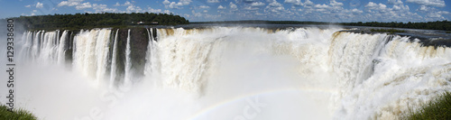 Iguazu  13 11 2010  vista panoramica della spettacolare Garganta del Diablo  la gola del Diavolo  la pi   impressionante gola delle cascate di Iguazu al confine tra Argentina e Brasile
