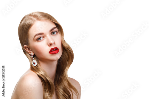 Fashion portrait of young beautiful woman with perfect make-up a