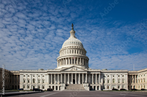 United States Capitol building . It's front view © ozerkina